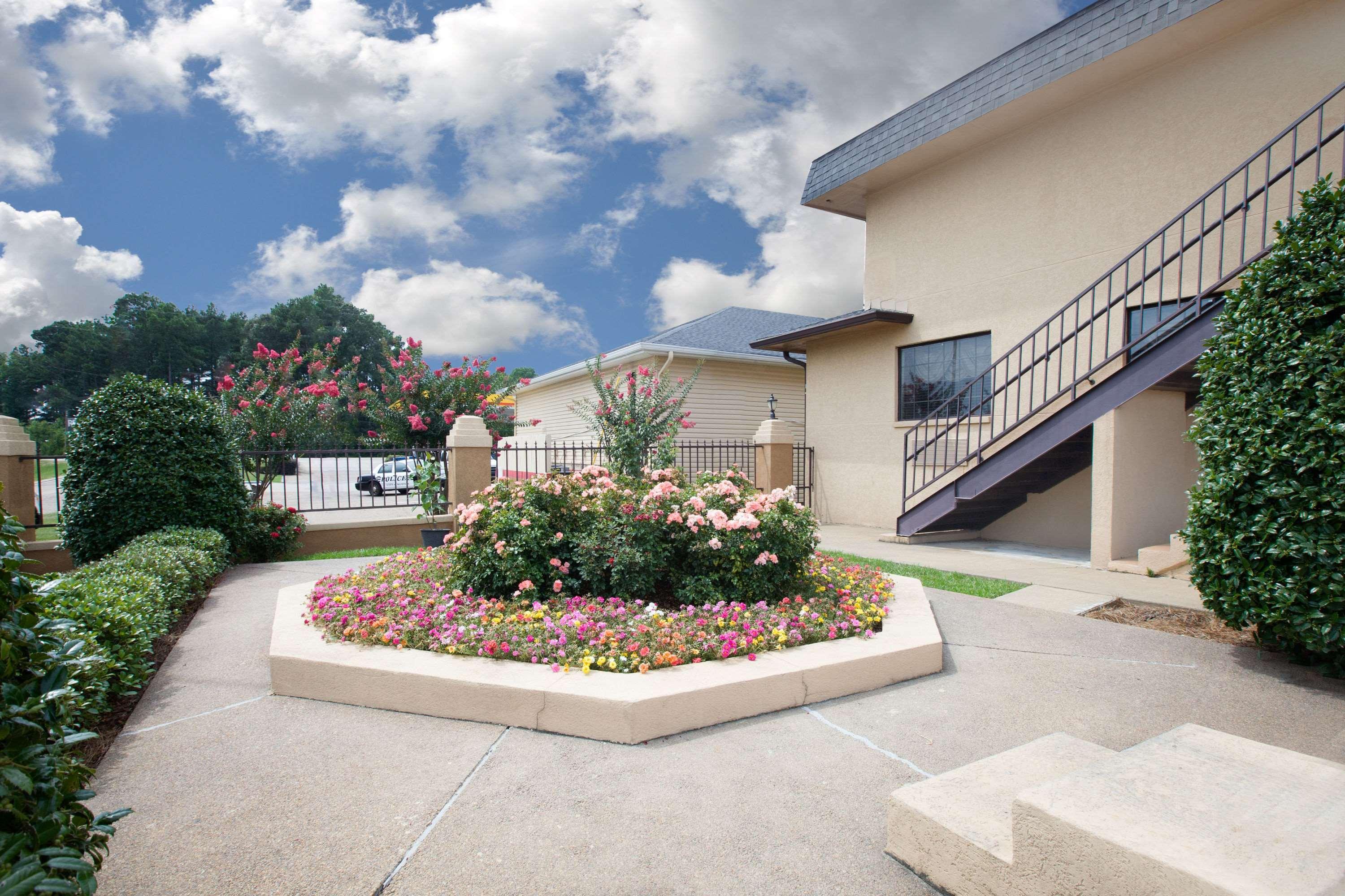 Days Inn By Wyndham Ruston La Exterior foto